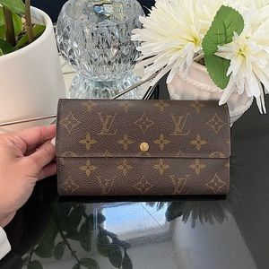 Louis Vuitton Sarah Bi-fold Long wallet